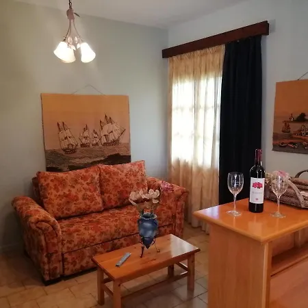 Appartement Litsa'S House Platanias à Agia Paraskevi  Extérieur photo